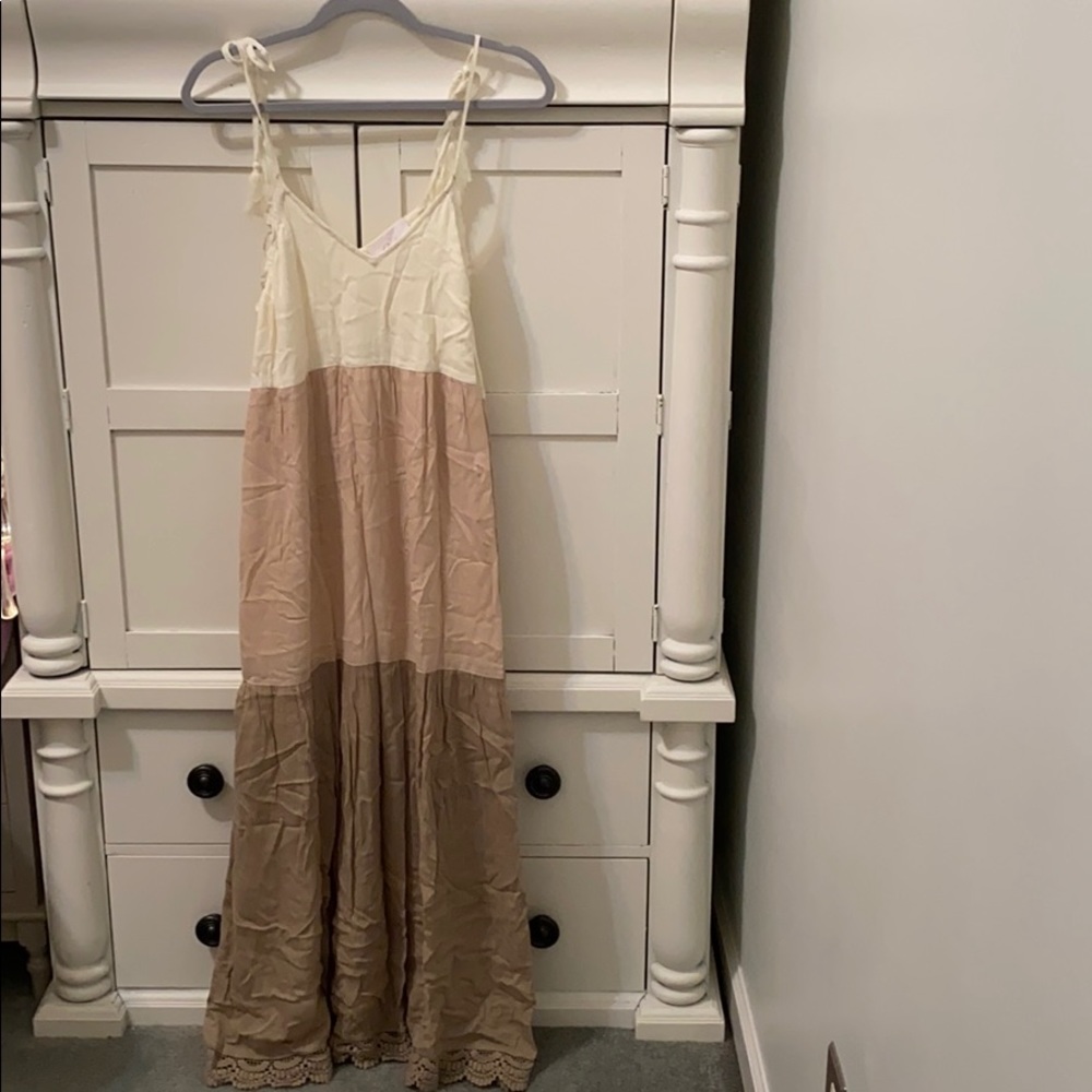 Maxi dress
